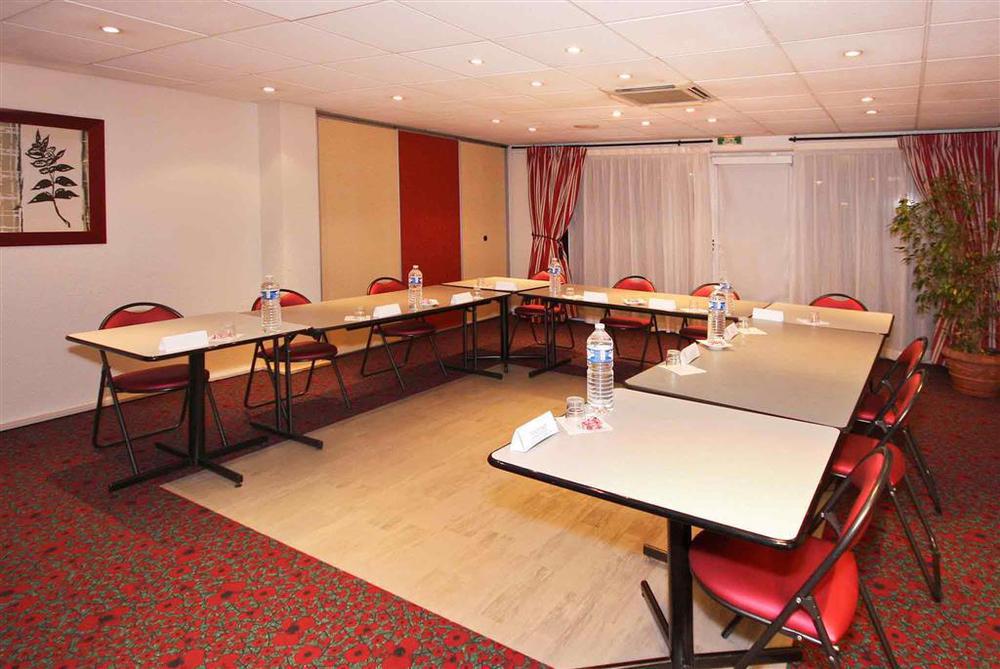 Ibis Clermont Ferrand Sud Herbet Facilities photo